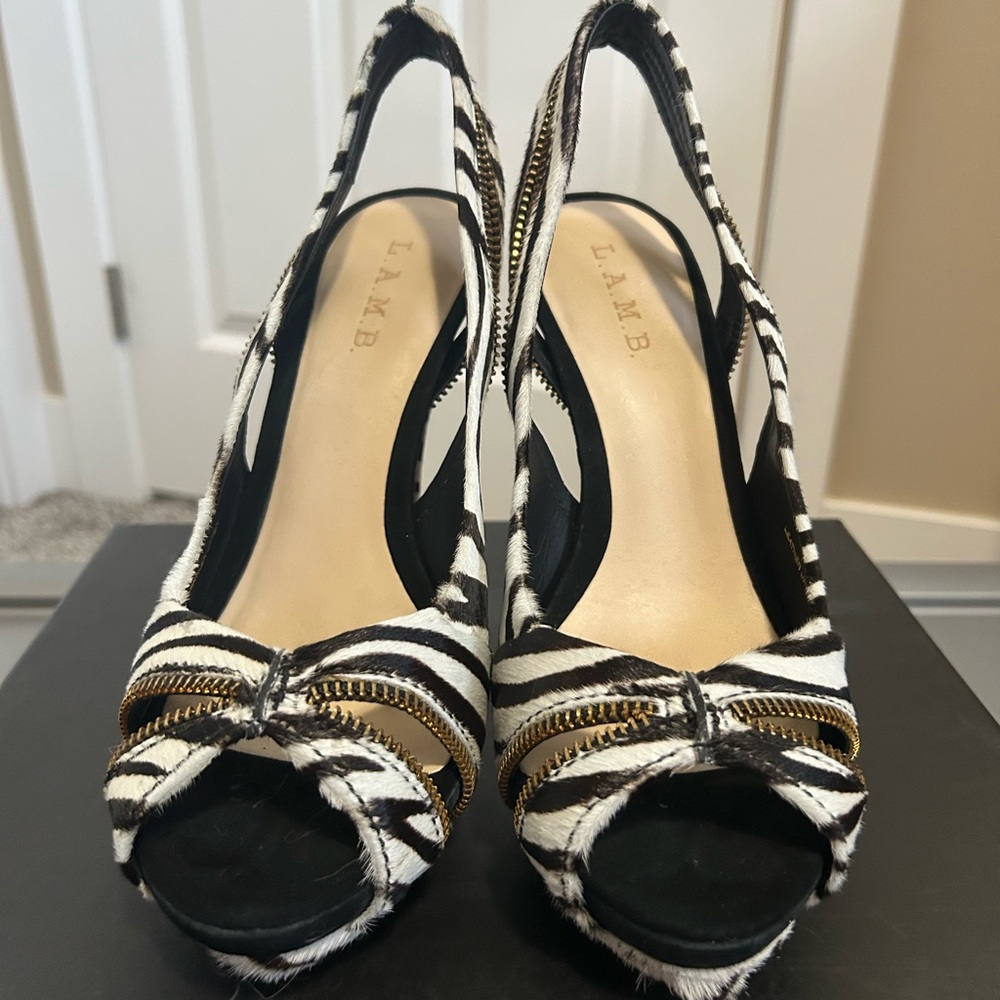 L.A.M.B. Dawna Peep Toe Slingback Heels Size 9.5 Gorgeous!!! 🥰🥰🥰